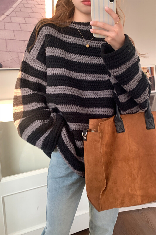 [Timely Rain] Korean style ins retro contrast color stripes thickened lazy loose all-match warm sweater F7529# WPL