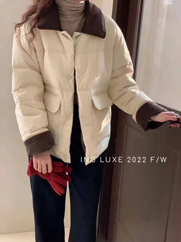 [ING] Korean retro corduroy stitching Polo collar down jacket (including 90 white duck down) 8389