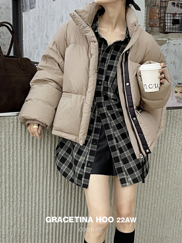 [GRACETINA HOO] color-blocking handmade webbing stitching stand collar inclusive and thin down jacket 90 white duck down Y084
