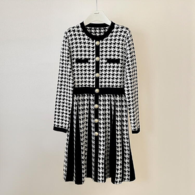 [HANNA Hanna] Retro French style small fragrance dress female black and white houndstooth print A-line dress H3550