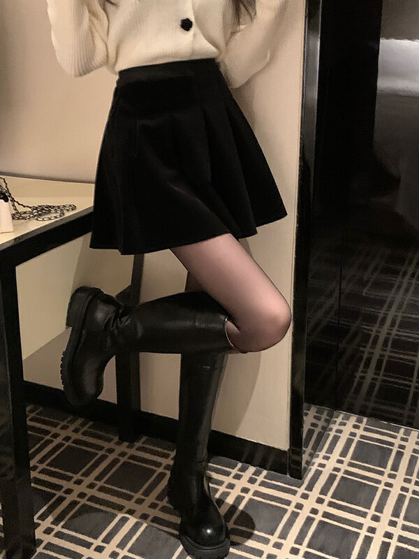 [Timely Rain] Korean style ins high waist thin A-line pleated thick velvet skirt (with safety pants) C2119# WPL