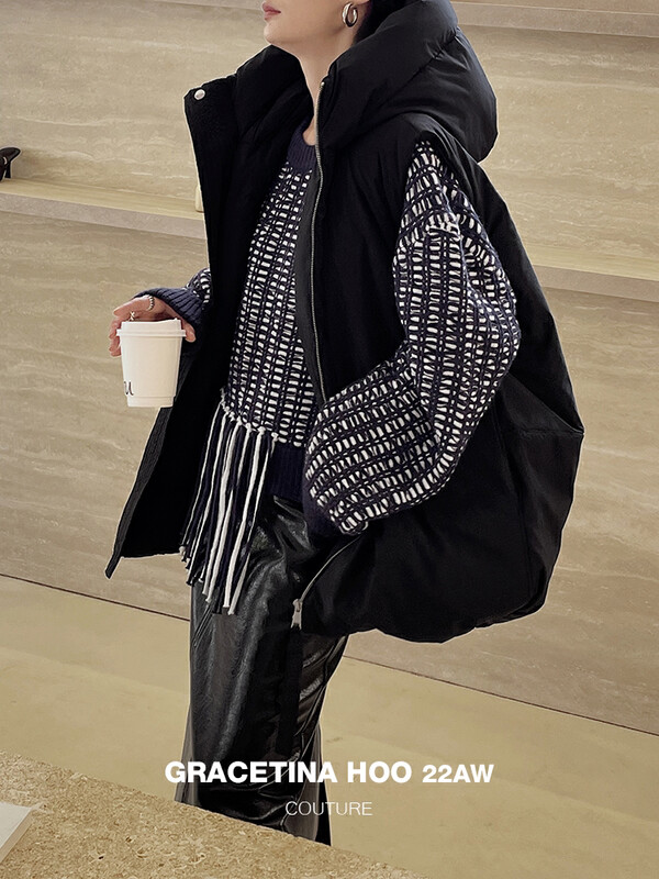 Original price 293.15! 【GRACETINA HOO】Simple and non-route wrapped lazy loose loose thin all-match down jacket 90 white duck down Y173