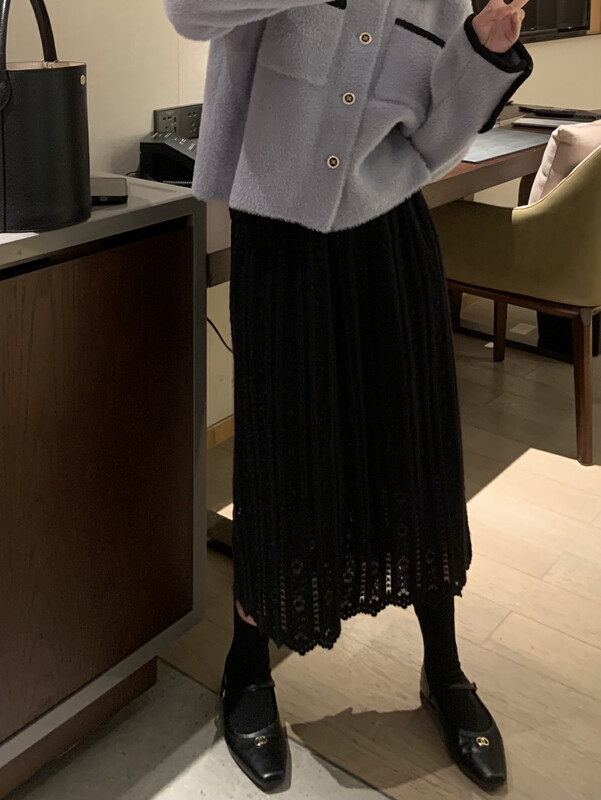【B plus】Korean style simple all-match fresh lace floral knitted skirt 22-8545-2