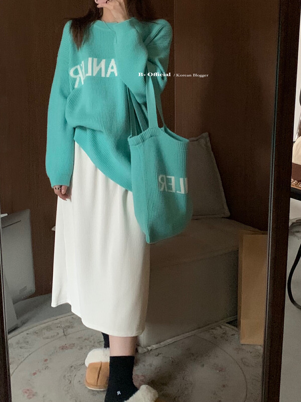 【B Plus】Simple all-match casual slim corduroy elastic waist skirt 22-8469-2