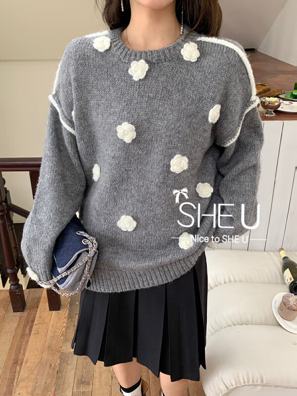 【SHE U】College style loose contrast flower warm sweater 51210# JHY