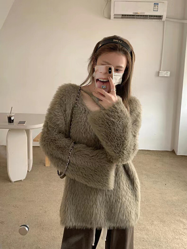 [Y.JIA] mink fur lazy pullover sweater 925