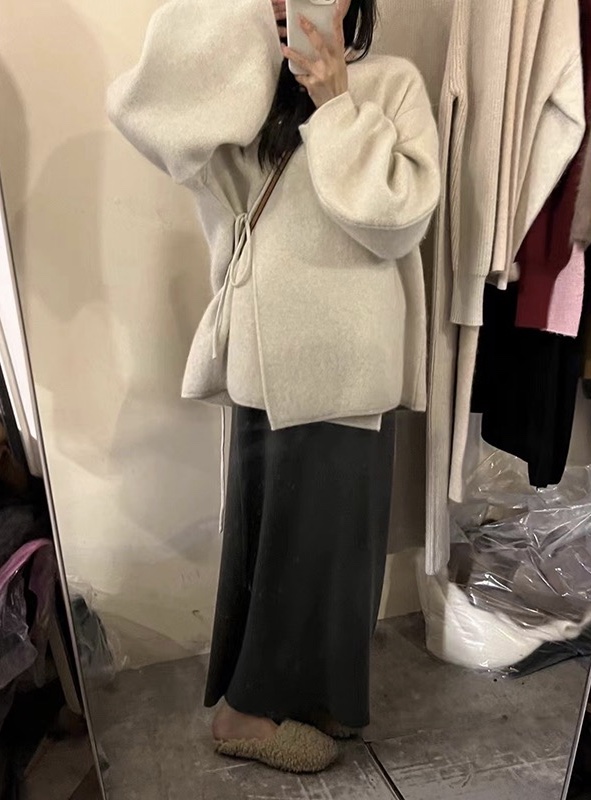 【WANWAN】V-neck tie simple loose warm sweater 2637# HBX