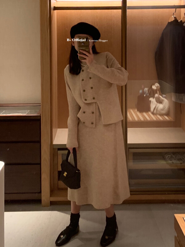[B plus] Korean version of the simple and atmospheric daily commuting thickened suit 22-8615-2