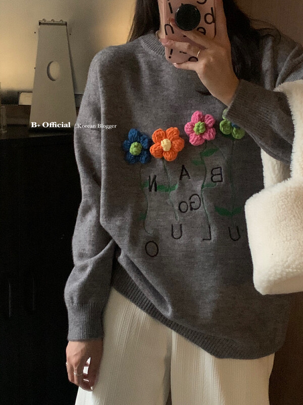 【B plus】Korean style warm winter fresh three-dimensional crochet flower thickened sweater 22-8362-2