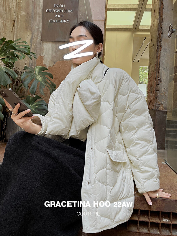 [GRACETINA HOO] Detachable neck bib diamond-shaped quilted line contrast color bag edge side slit lazy all-match down jacket 90 white duck down Y085