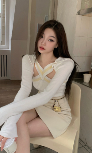 Real shot real price Spice girl soft glutinous hollow knit sweater women's autumn and winter design sense hooded slim sweater