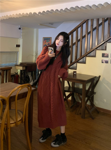 Real shot Retro Thick Thick Twist Round Neck Long Sweater Dress
