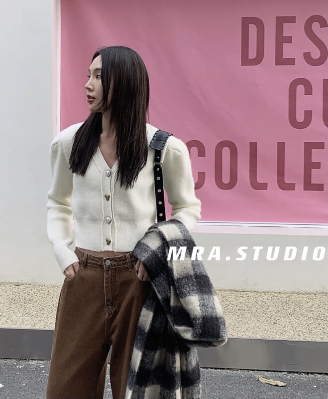 【MRA】Korean version love button temperament knitted cardigan knitted cardigan DH339