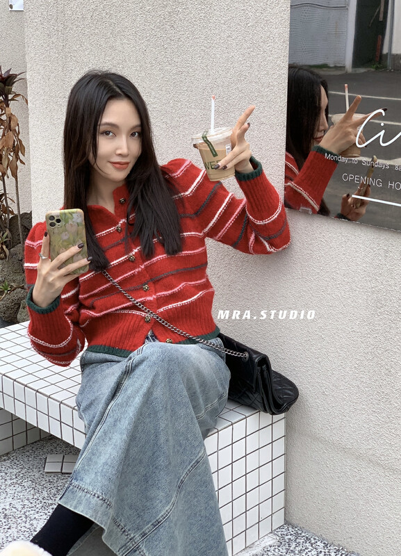 【MRA】Korean striped color matching loose knitted cardigan DH350