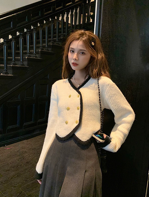 【WGWE】Simple and high-end French retro double-breasted sweater 3120# FHX