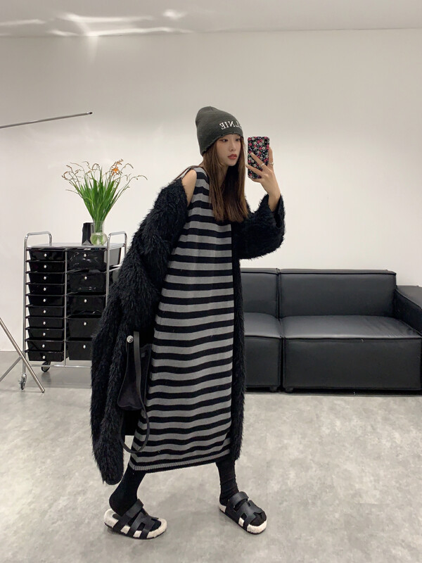 【VANESSA】Thickened loose straight all-match striped sweater dress 8201# OZQ