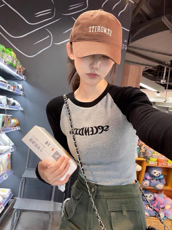 Original price 29.32! New for winter! [WGWE] Long-sleeved long-sleeved T-shirt with front shoulders, color contrast, and bottoming 2858# FHX