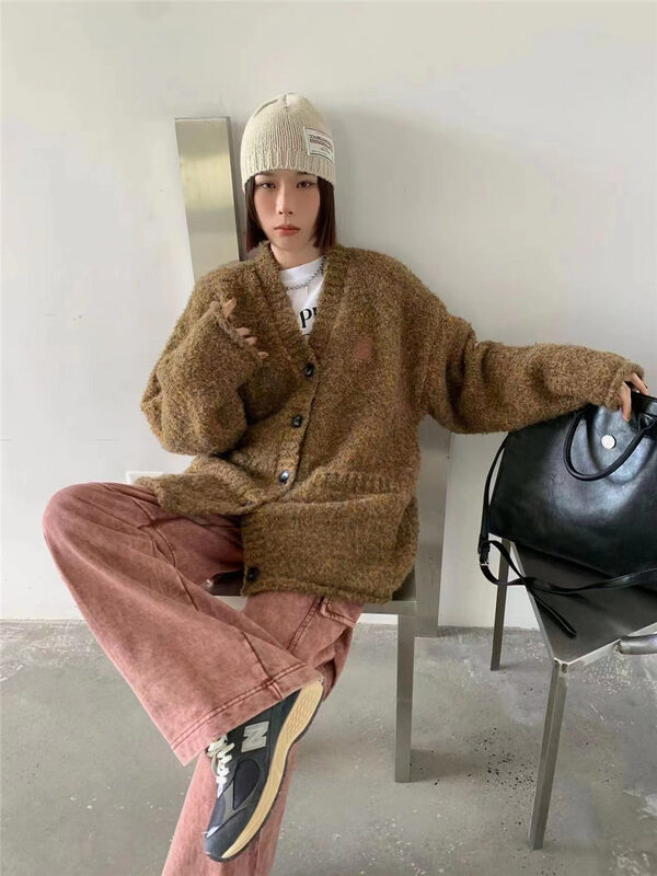 【DTU】thick V-neck small label double pocket warm sweater 52503# LSL