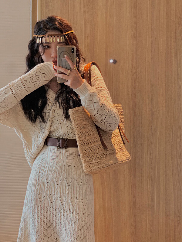 【WGWE】Holiday Muse Hollow Cardigan Jacket + Design Sense Knitted Skirt Set (With Belt) 2942# FHX