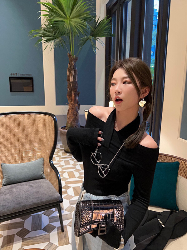 【WGWE】Pure Desire Style Slim Halter Neck Knit Short Knit Sweater 3136# FHX