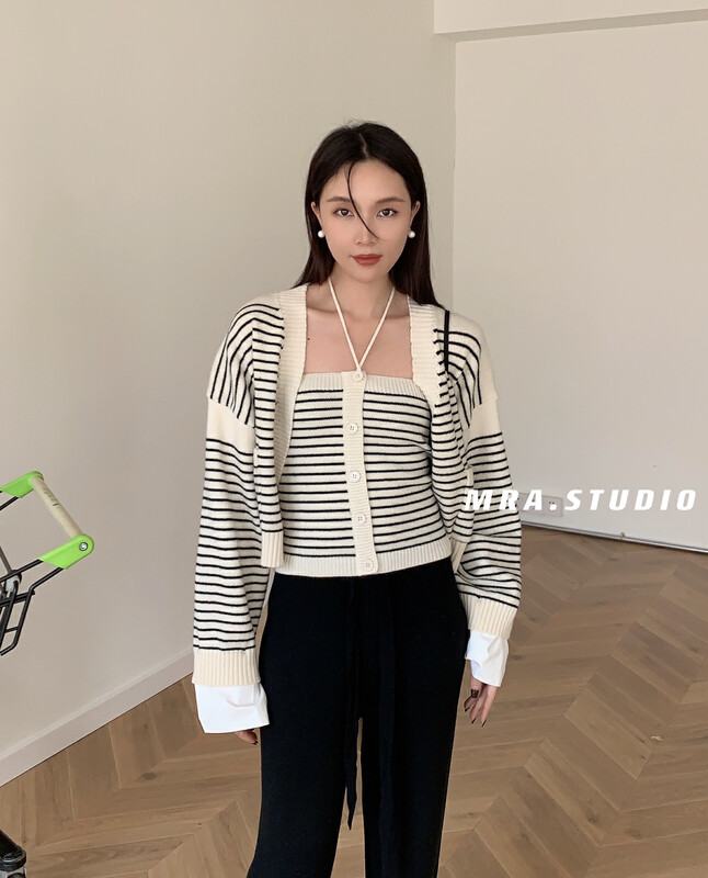 【MRA】Winter warm striped sweater cardigan and tube top set SP111