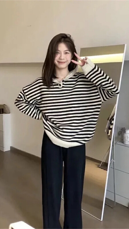 【WGWE】Contrast color stripe loose hooded warm sweater 3014# FHX