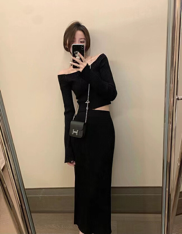 【ARE STUDIO】One-shoulder slim-fit sweater + high-waist slim-fit skirt suit 92537# OZQ