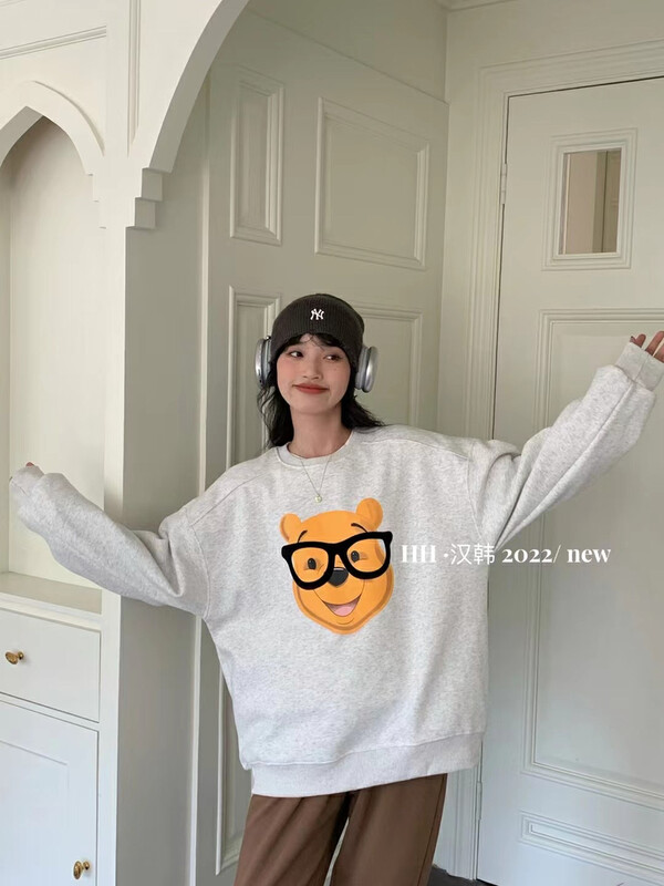 【HH &MISS LAI】Round neck cartoon pattern printed fleece sweater 515# L