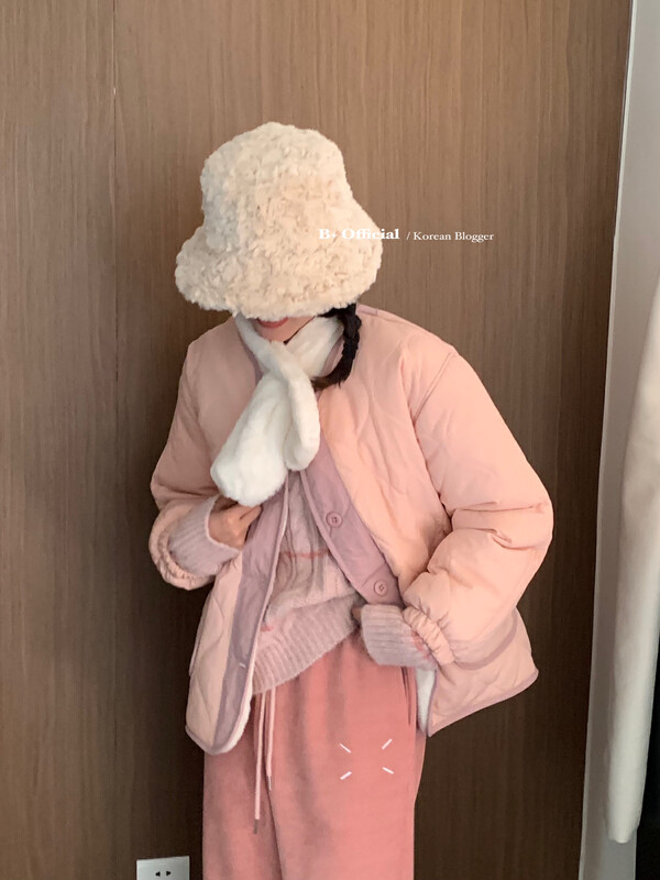 [B Plus] Korean version of warm winter small fresh age-reducing literature and art thickened padded clothes (with woolen scarf) 22-8520-2