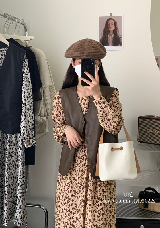 Original price 77.83! [U grain] Korean version simple double pocket cardigan leather vest vest 133