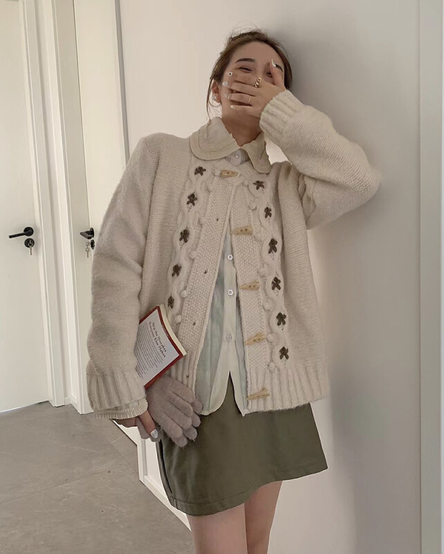【JH】Horn Button Embroidered Comfortable Warm Sweater 43332# PCZ