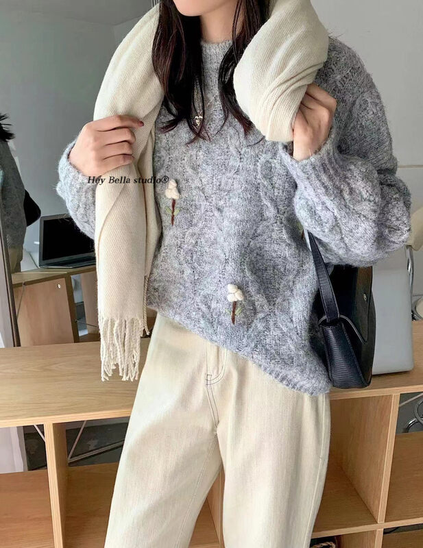 [HEY BELLA] round neck floral foreign style fashion warm sweater 9769# L