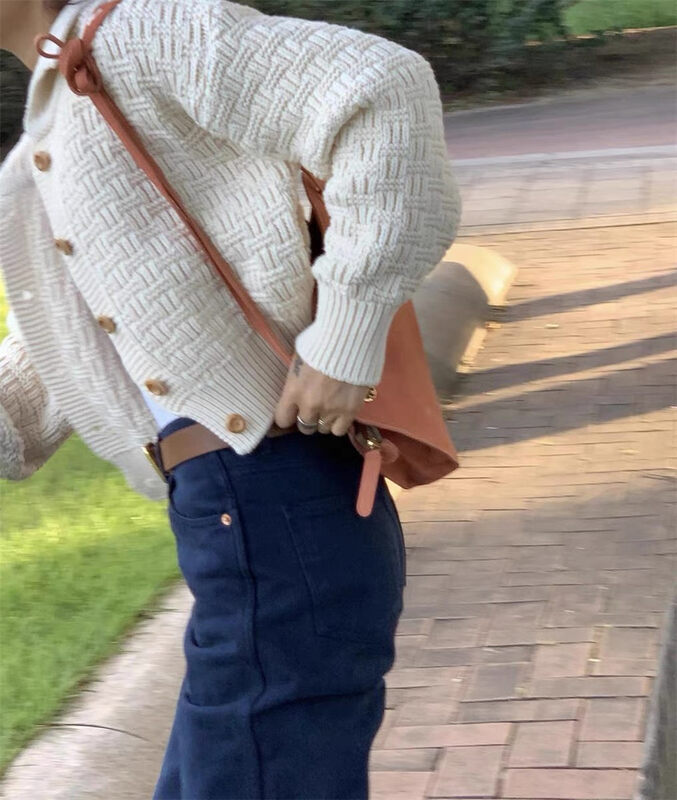 【ARE YOU】Single-breasted solid color comfortable and thin warm sweater YS1-690# L