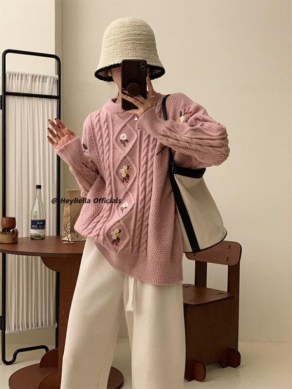 [HEY BELLA] round neck embroidered comfortable pullover all-match warm sweater B9923# L