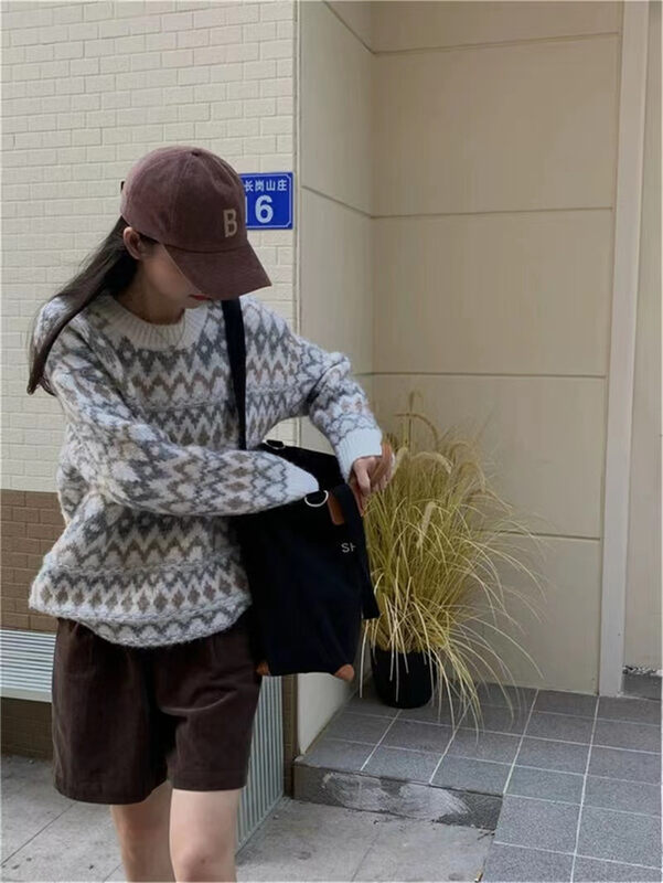 【ARE YOU】Comfortable and Versatile Warm Sweater with Round Neck Color Matching Pullover (Sweater Only) YS2-858# L