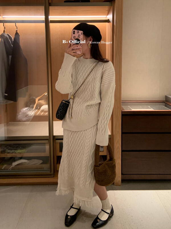 【B plus】Korean style simple and thick twist tassel set 22-8634-2