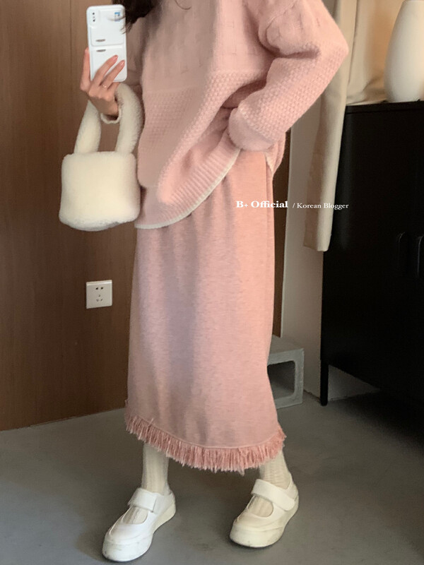 [B Plus] Korean version of warm winter simple all-match fresh tassel thickened skirt 22-8522-2