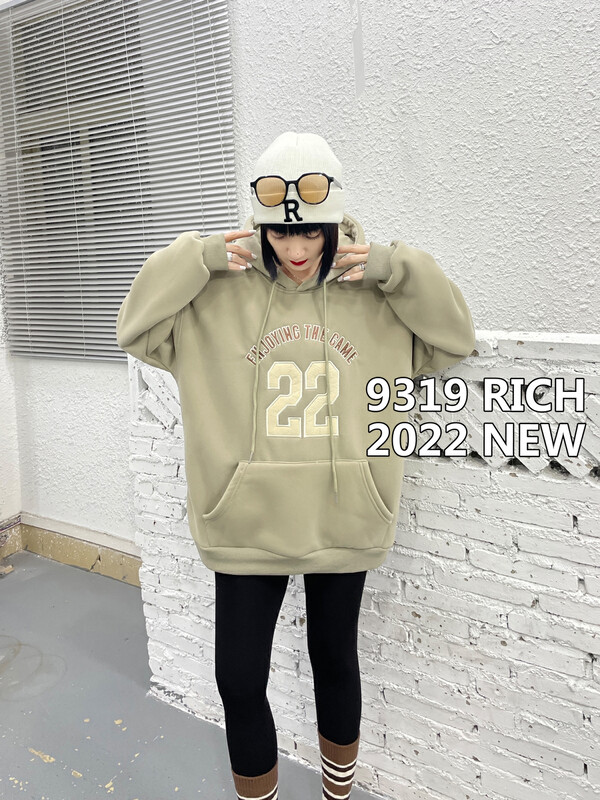 【9319】English embroidery loose all-match sweater 18006# L