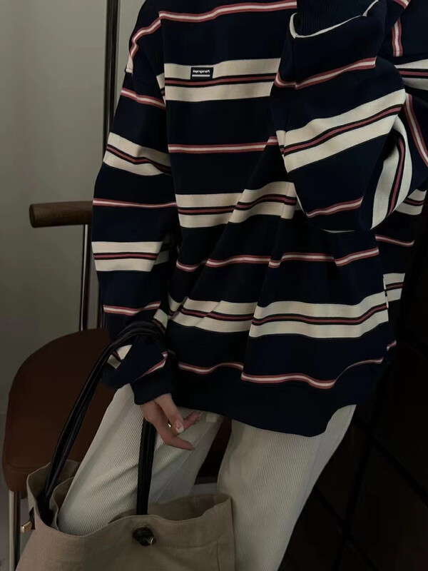 【MOMENT WITH YOU】Color-contrasting striped label plus velvet thick sweater 2M621# LSW