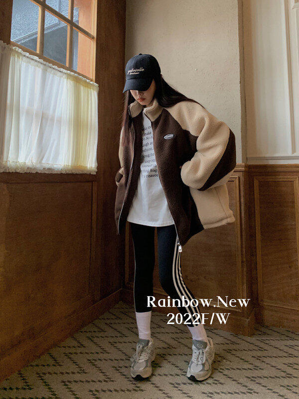 【RAINBOW】American street sports style black and white stitching lamb wool short coat (loose Korean version thickened) 02139# FHX
