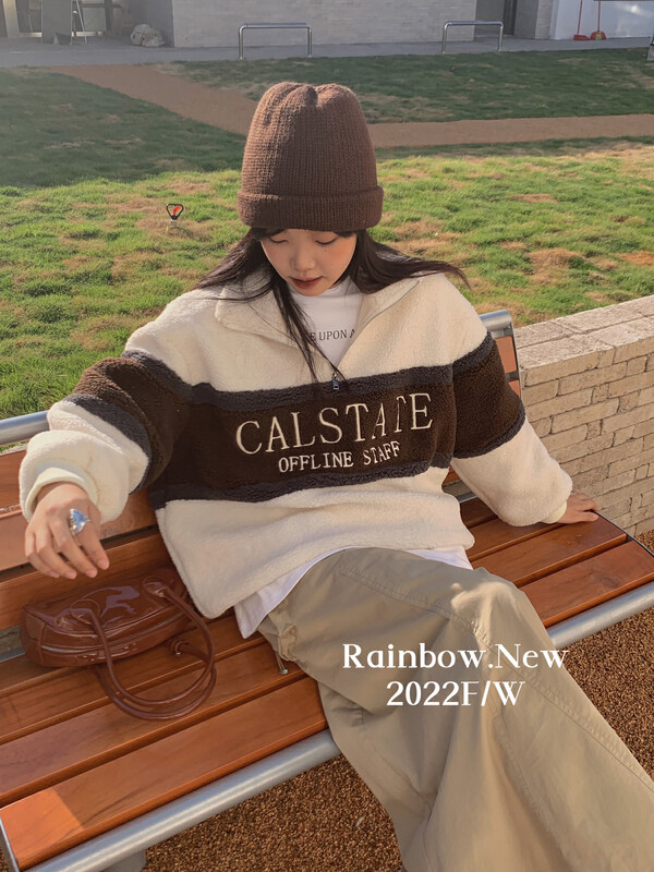Original price 107.99! [RAINBOW] Autumn and winter new Korean version of contrasting color stitching lamb wool sweater (half zipper turtleneck letter printing) 09167# FHX