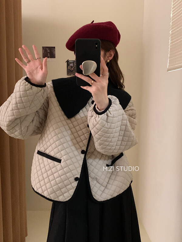 【M.ZI STUDIO】Doll collar contrasting color single-breasted warm padded jacket (with detachable collar) 12121# HBX