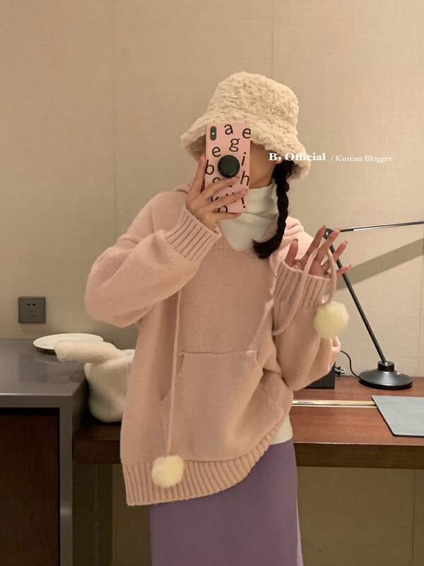 [B Plus] The same warm winter fresh hooded wool ball thickened sweater of the Korean generation 22-8588-2