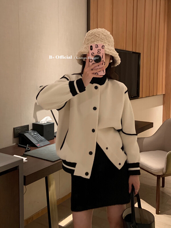 [B Plus] Simple and versatile casual lazy style contrast color thickened imitation double-sided nylon short jacket 22-8666-2