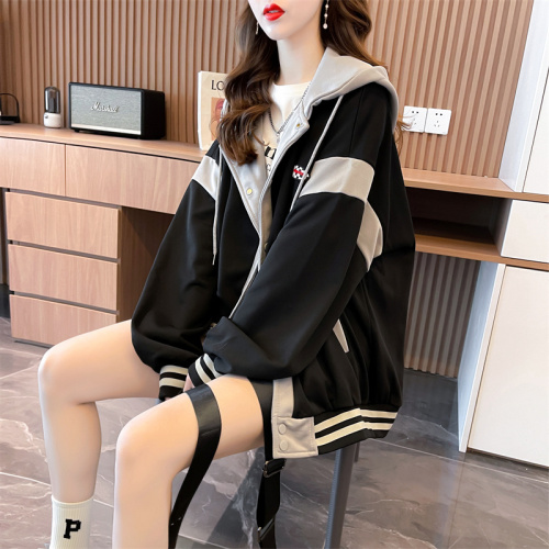 Real shot-Winter Korean style loose milk silk composite plus velvet thickened color matching cardigan hooded large size women's sweater
