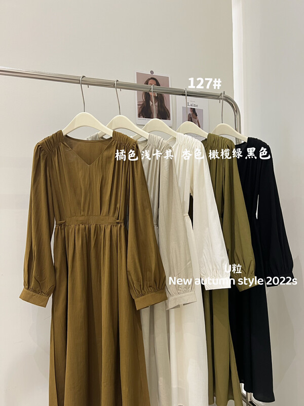 Original price 82.34! [U grain] Dongdaemun's new V-neck solid color dress dress only sells dress 127