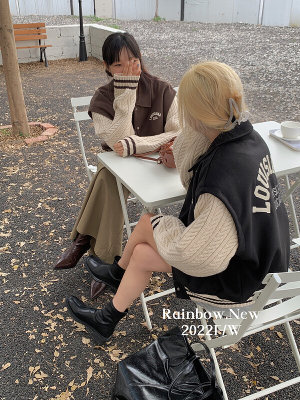 Original price 178.99! [RAINBOW] Hong Kong style retro splicing quilted baseball uniform short jacket (autumn and winter new) 09151# FHX