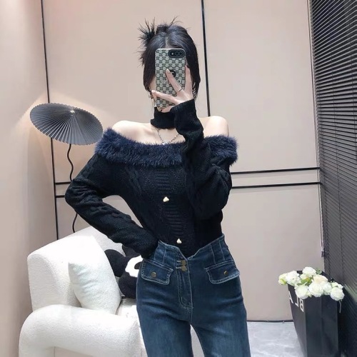 Internet celebrity Xiaoxiang wind plush splicing one-neck twist-knit sweater top women's 2022 winter long-sleeved slim bottoming
