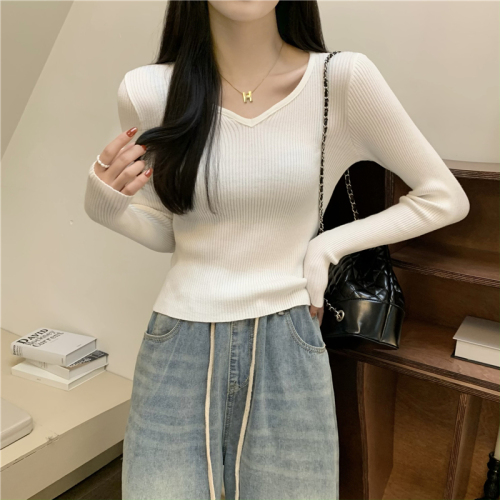 Real shot real price temperament V-neck self-cultivation all-match long-sleeved inner knitted bottoming shirt T-shirt top women