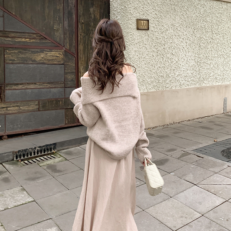 Delicate little woman/French one-shoulder niche lazy style big lapel loose sweater women